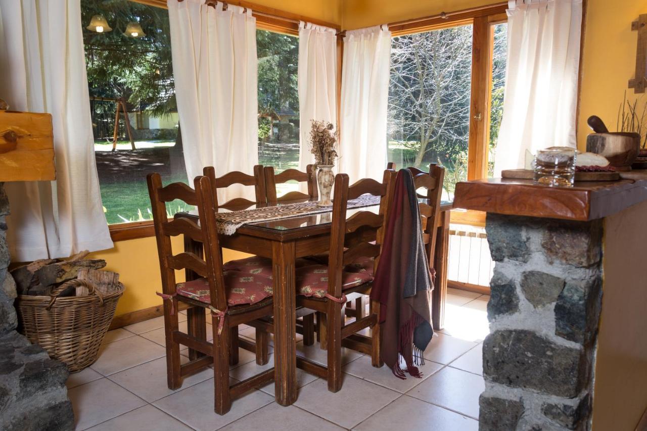 梅利拉莫斯山林小屋 Puerto Manzano 外观 照片