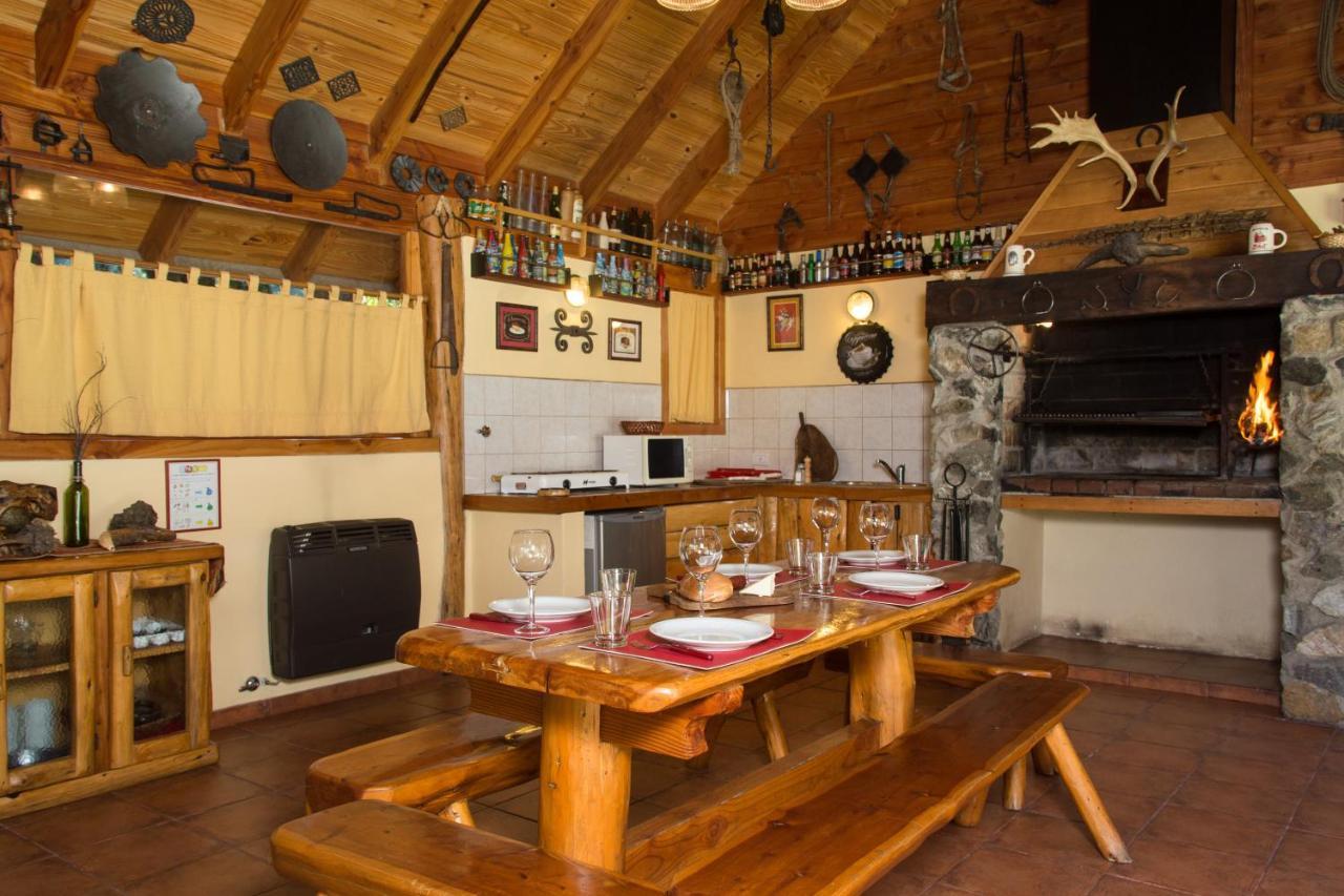 梅利拉莫斯山林小屋 Puerto Manzano 外观 照片