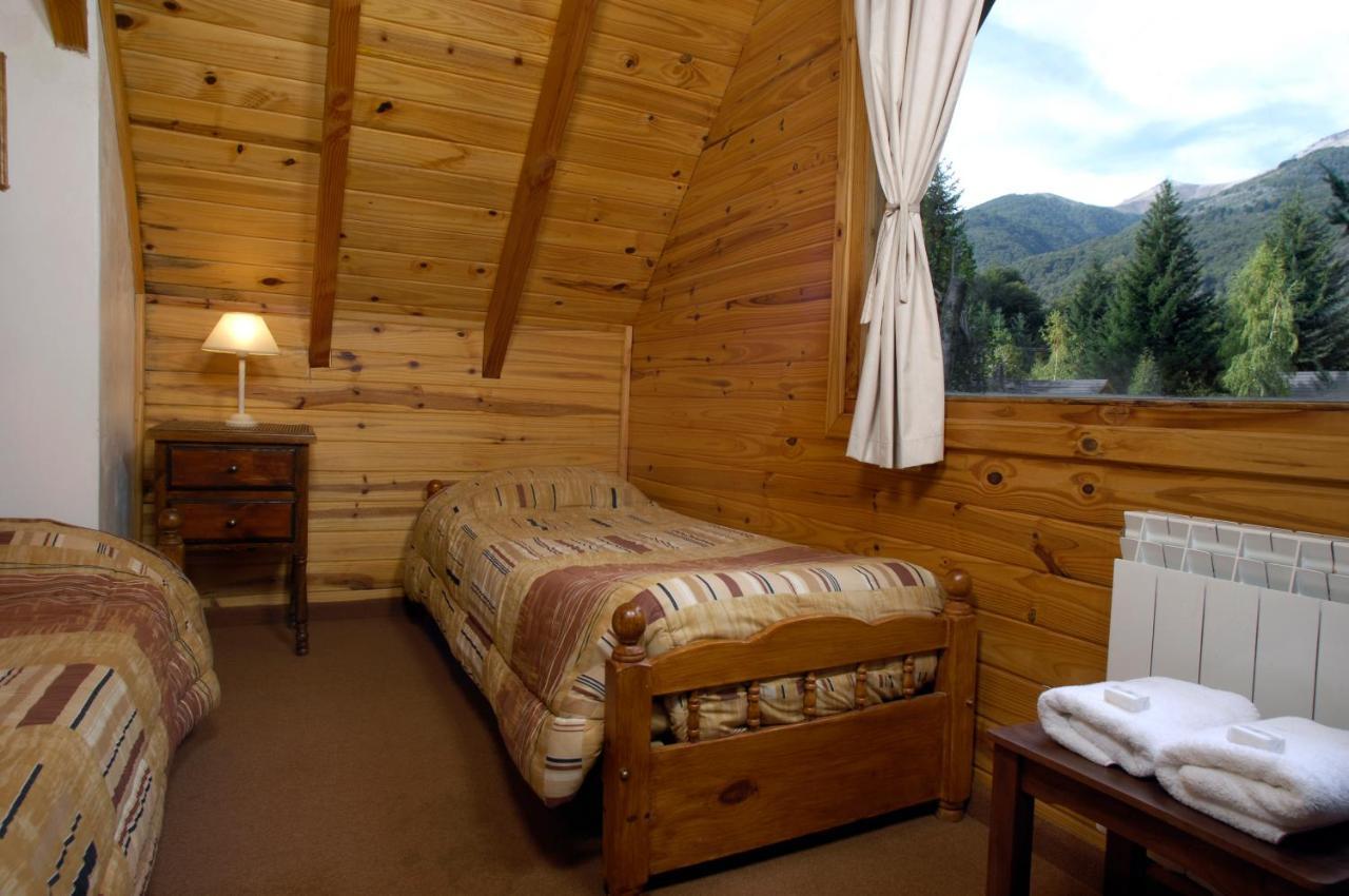 梅利拉莫斯山林小屋 Puerto Manzano 外观 照片